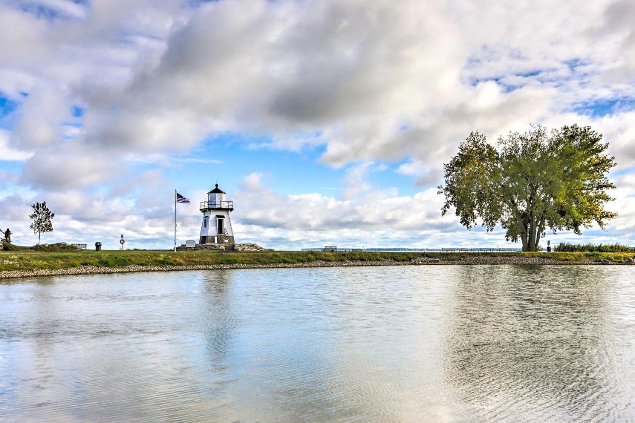 Sweetwater Hideaway - Blocks To Lake Erie! Port Clinton Exteriör bild